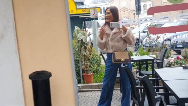 Италия разрешили с сегодня выходить без масок,но все итальянцы в масках.мой Look