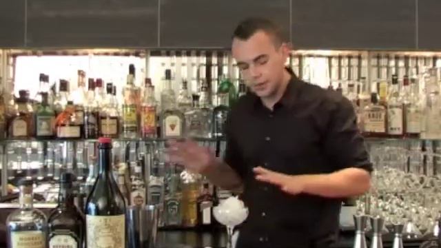 Brilliant Cocktails - Blood & Sand.mov смотреть онлайн