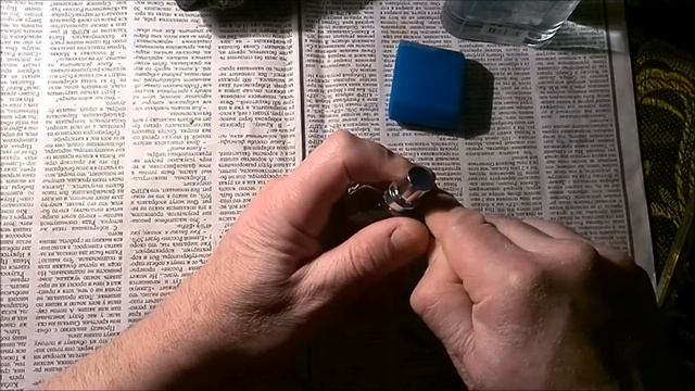 В пустой флакон одеколон .