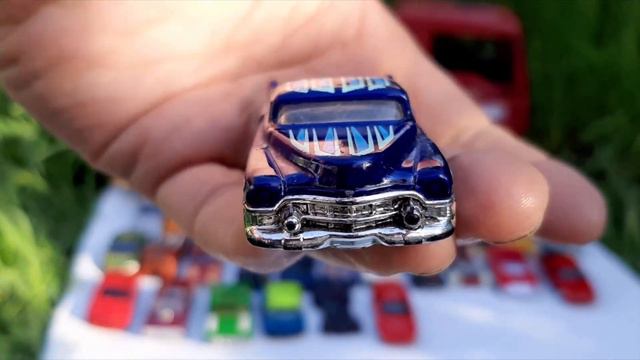 Распаковка машинок из конфет с сюрпризом. HotWheels и не только. Часть 2. Еще интереснее!! смотреть онлайн