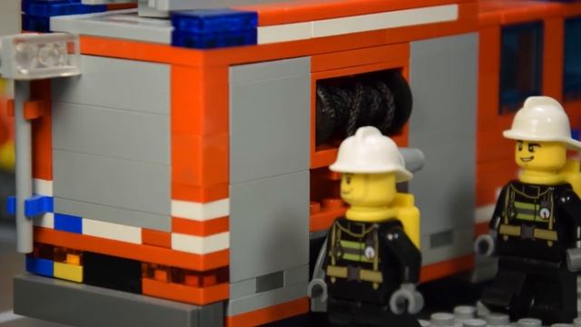 LEGO Firefighters: Real Heroes - Structural Fire [S01E01] смотреть онлайн