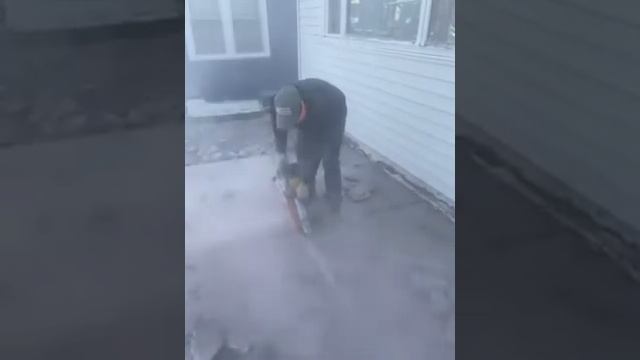 Husqvarna concrete saw in action смотреть онлайн