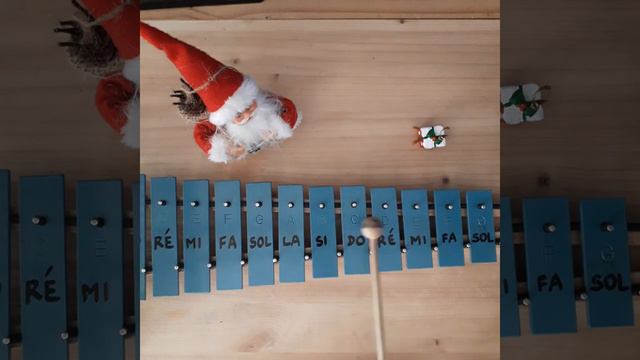 jingle bells carillon glockenspiel смотреть онлайн