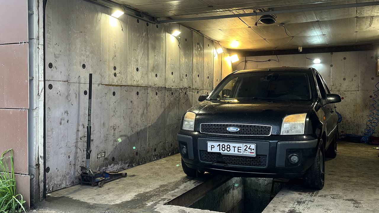 Восстановление Ford Fusion. Меняем жидкости смотреть онлайн