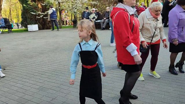 "Ах Вы ночи Тёмные"...на Гомельском танцполе...22.04.2023года. смотреть онлайн