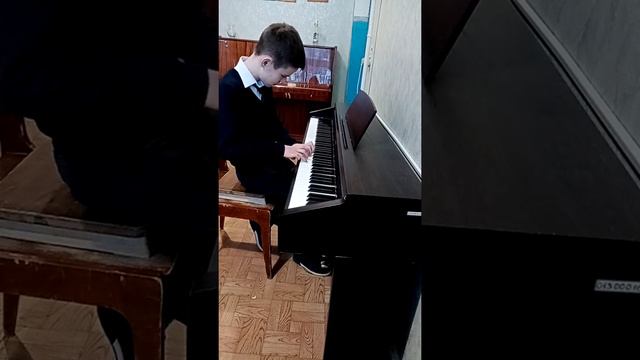 Сафин Данис, 12 лет. ДШИ с. Кармаскалы РБ. О. Гайрос. Фантастическся пьеса смотреть онлайн
