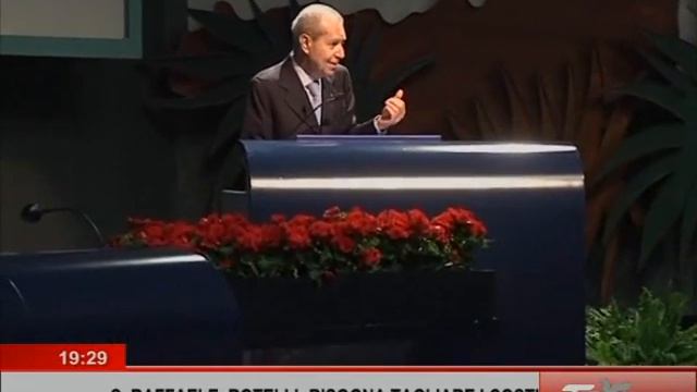 San Raffaele, il presidente Rotelli incontra i dipendenti смотреть онлайн