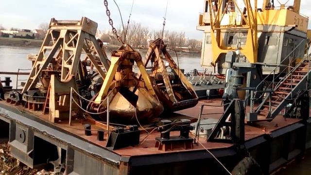 Кубано-Hабережная, Краснодар там мусор на речке смотреть онлайн