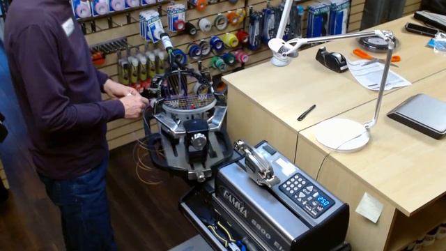 Time Lapse: How to String a Head 130 XTR Squash Racquet (Marakov) смотреть онлайн