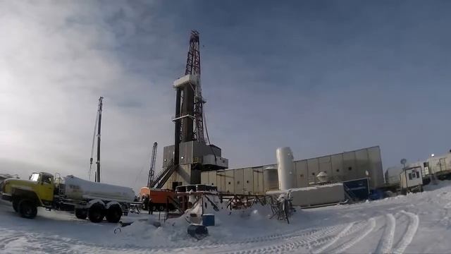 Будни заполярных буровиков смотреть онлайн