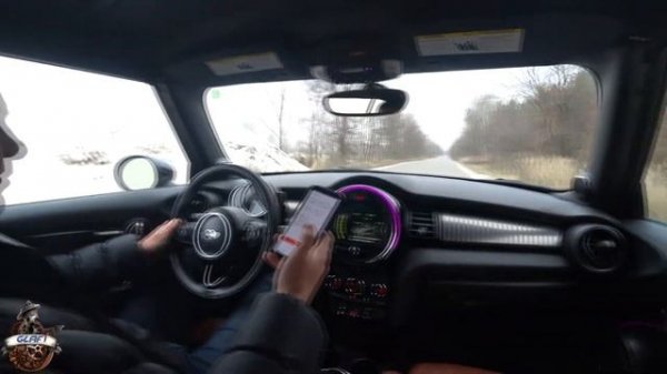 MINI Cooper S Cabrio обзор и тест-драйв / Мини Купер на подъемнике.