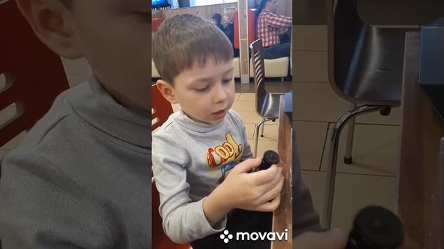 Купили селфи-палку смотреть онлайн