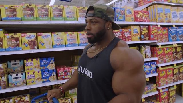 Grocery Shopping With Bodybuilders - 8 Weeks Out From USA | Chris Hester смотреть онлайн