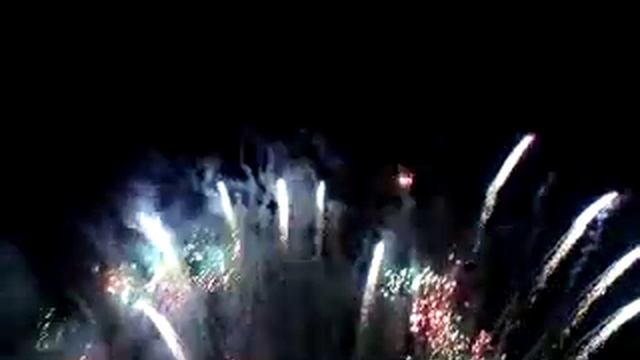 Феерверк в Самаре на день города 2011г..MP4 смотреть онлайн