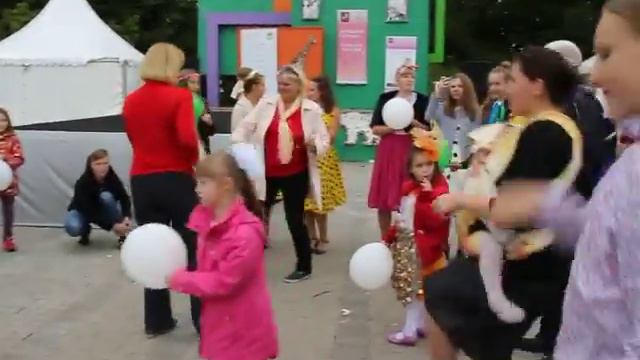 Зажигательная Румия Ниязова, участница 2 сезона проекта "Голос" на нашей Эколаборатории:) смотреть онлайн