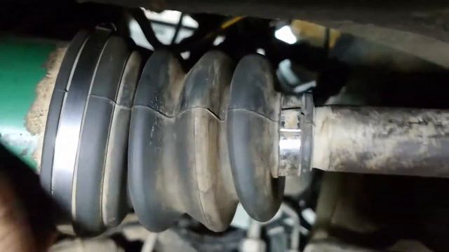 Поломка внутреннего ШРУСа