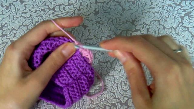 Вяжем бантик к кардигану / кофте ♥ Вяжем крючком ♥ Wild Rose ♥ смотреть онлайн