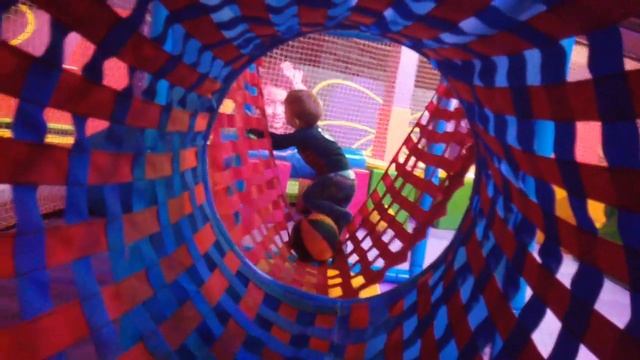 Батутный парк Отрыв Оренбург 7.12.18 смотреть онлайн