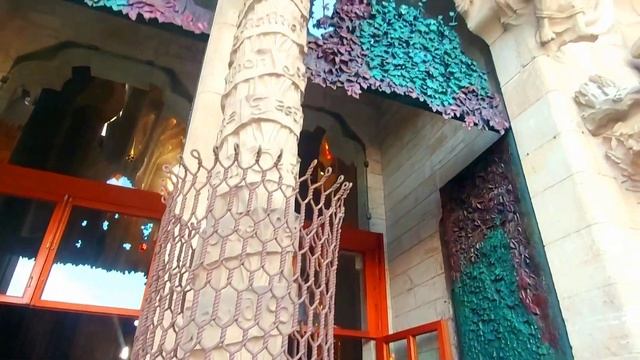 Секреты Саграды, часть 1 смотреть онлайн