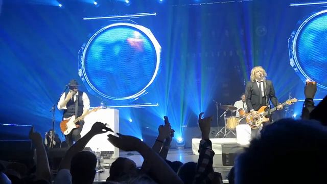 Vypsaná fiXa - Papírová hyena (Forum Karlín 2019) смотреть онлайн