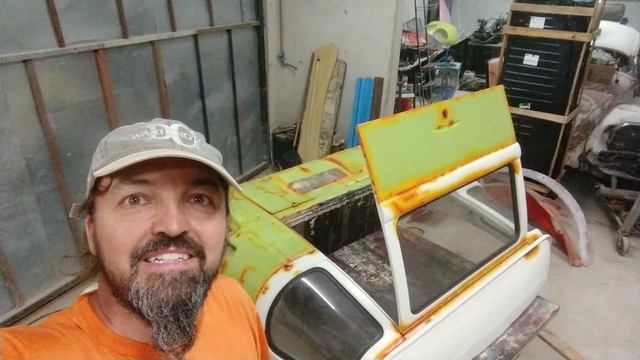 Incredible Transformation of a VW T2 Bus into a TV Rack 60s смотреть онлайн