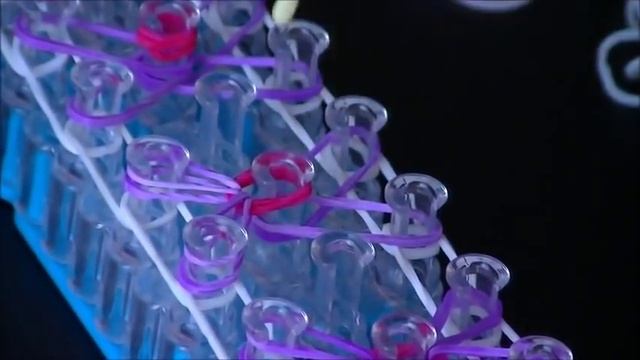 Как сделать браслет из резинок Rainbow loom стиль "паучок" смотреть онлайн