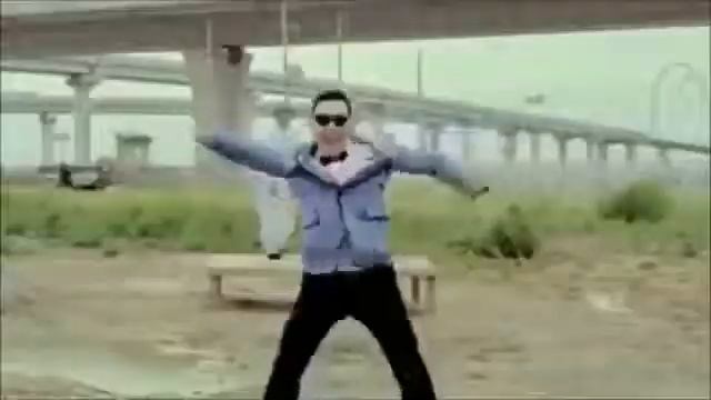 МАМА СШИЛА МНЕ ШТАНЫ ! Прикольная песня смотреть онлайн