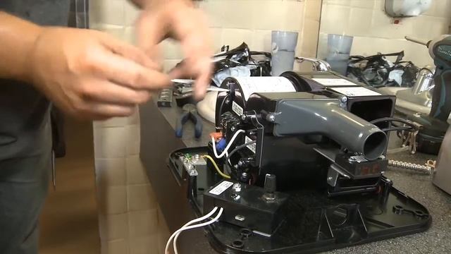 Exchanger Unit Installation - Excel Dryer (Video 3) смотреть онлайн