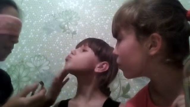 Макияж Миле закрытыми глазами 1 часть смотреть онлайн