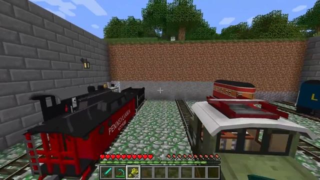 Я СКРЫВАЮСЬ ОТ ПОЕЗД ПОЖИРАТЕЛЬ ПОД КРОВАТЬЮ В МАЙНКРАФТ SCP TRAIN EATER MINECRAFT смотреть онлайн