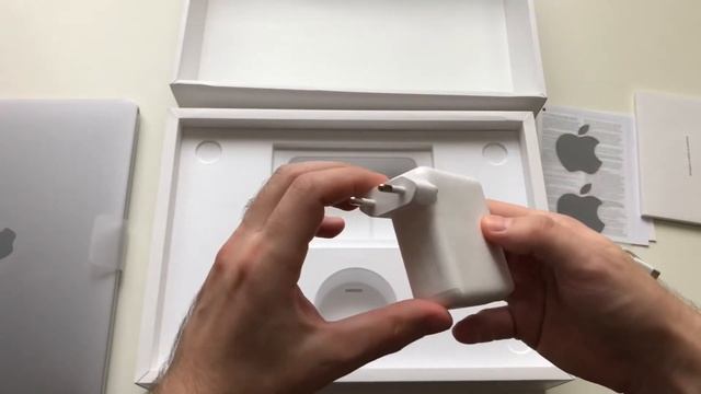 MacBook Pro 2020 13” Kutu Açılışı смотреть онлайн