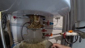 ⚫ НЕ ГРЕЕТ ВОДОНАГРЕВАТЕЛЬ. ПРОФИЛАКТИКА И РЕМОНТ за 15 мин. своими руками