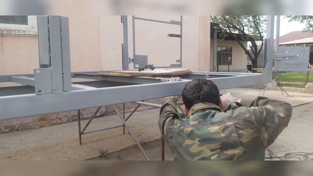 Газель қақпасын ашып ұстап тұратын тұтқасын үй жағдайында жасау. 19-шы бөлім.Фиксатор ворот кузова смотреть онлайн