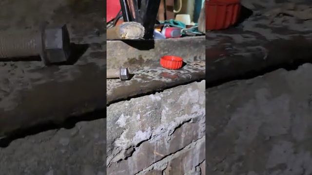 Mazda 626 GE оторвал закладную гайку