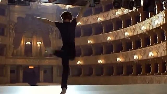 Михаил Барышников танцует под песню Высоцкого смотреть онлайн