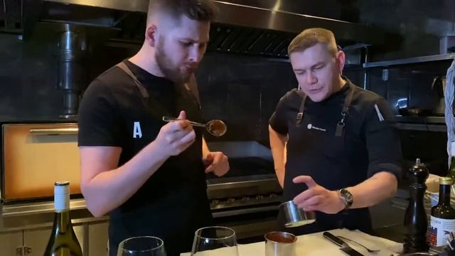 Готовим красный песто дома вместе с Zuma! смотреть онлайн