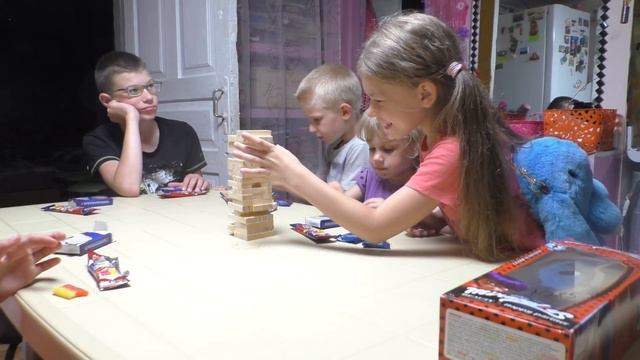 первый день у Колесниковых смотреть онлайн
