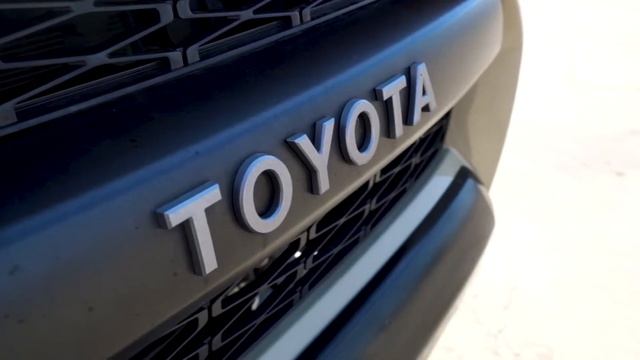 2016 Toyota 4Runner TRD Pro смотреть онлайн
