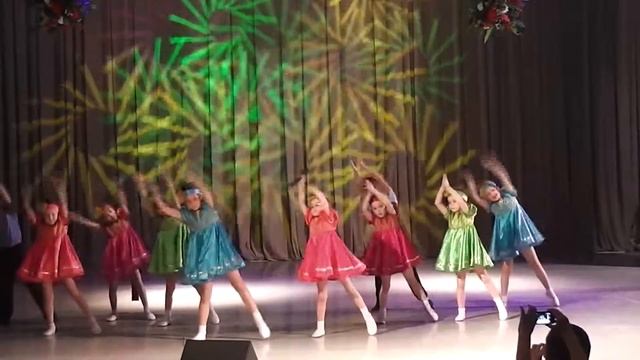 "Мы вместе" (автор песни Ксения Ситник) смотреть онлайн