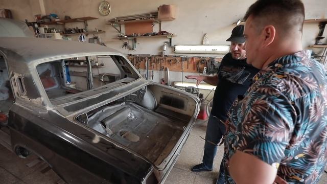 В чём отличия по кузову ГАЗ 2424 (догонялка) от обычной Волги ГАЗ 24. смотреть онлайн
