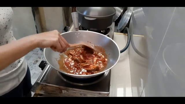 Pancit Bihon Recipe: Noodles In Garlic Onion and Sardines / Cook What Available In The Kitchen смотреть онлайн