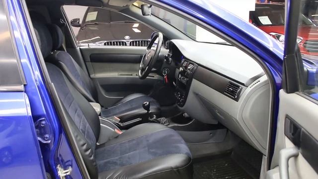CHEVROLET LACETTI смотреть онлайн