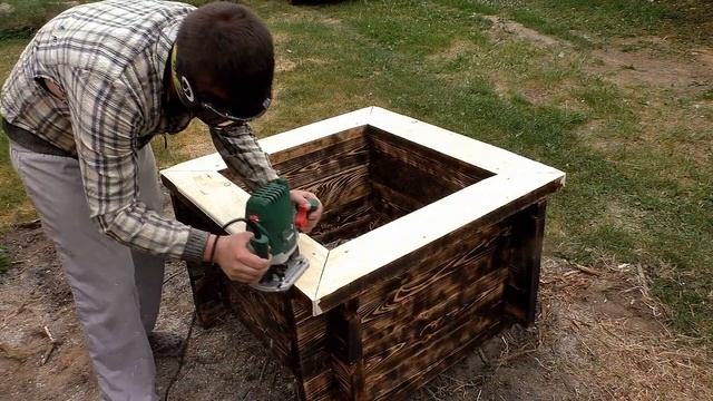 Клумба для цветов со столом . СУПЕР ИДЕЯ ДЛЯ ДАЧИ смотреть онлайн