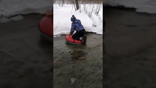 Илья-первооткрыватель/победил самую быструю реку/яна лешилась телефона😱😱😱😱 смотреть онлайн