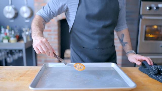 Binging with Babish: Sloppy Steaks from I Think You Should Leave with Tim Robinson смотреть онлайн