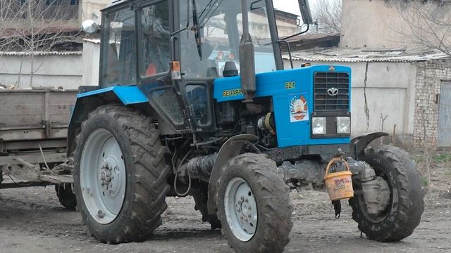 ҲАЛОКАТИ КӮДАКИ ШАШСОЛА ДАР ЗЕРИ ЧАРХИ ТРАКТОР ДАР ҚУБОДИЁН смотреть онлайн