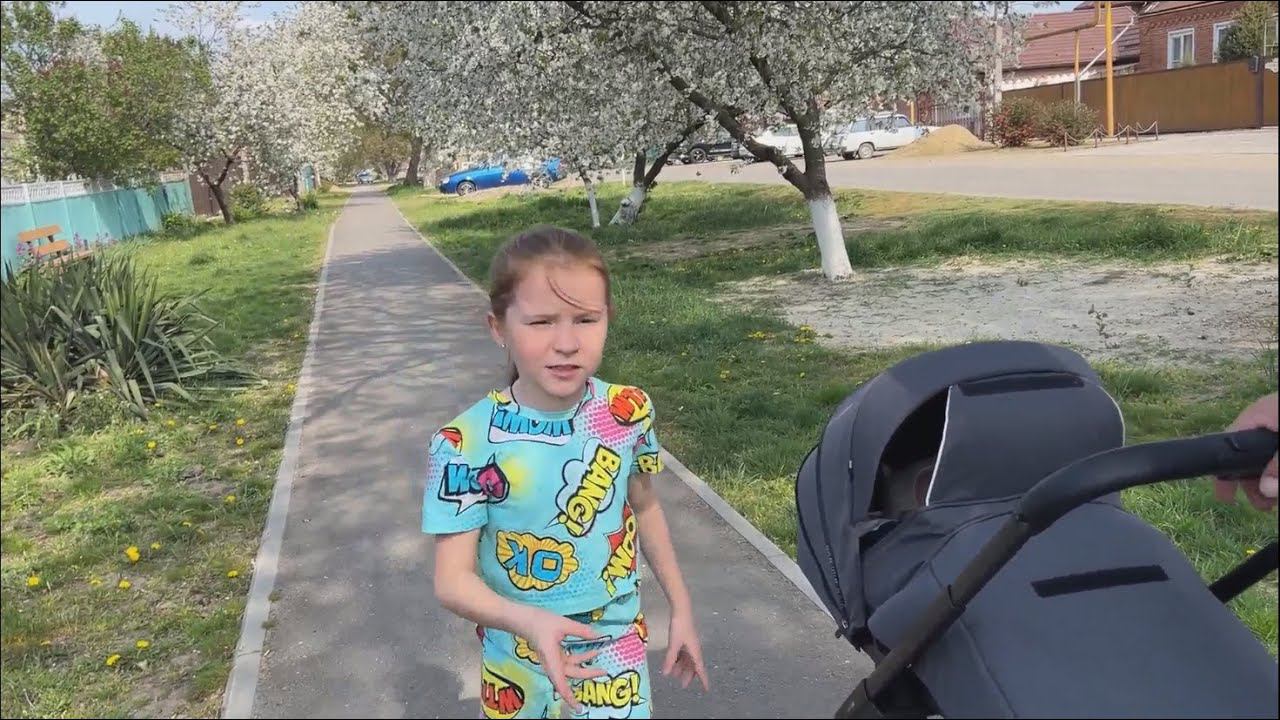 СНИМАЕМ ШТОРЫ, МОЕМ ОКНА . КОРОЧЕ, РАЗВЕЛИ В ДОМЕ БАРДАК. 12.04.24. смотреть онлайн