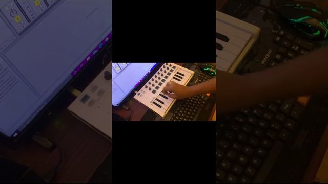 Making a calm tibetian beat with Arturia minilab mkII in 2021 смотреть онлайн
