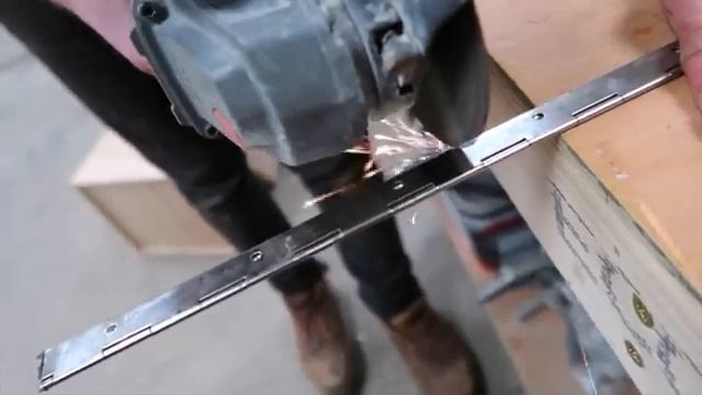 Budget Camper Van Conversion | Home Build Adventure Van Part 2 (Oak work top, Hiking pole table) смотреть онлайн