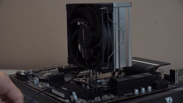 Как установить Deepcool AK400 на AMD и Intel? Подробная инструкция смотреть онлайн